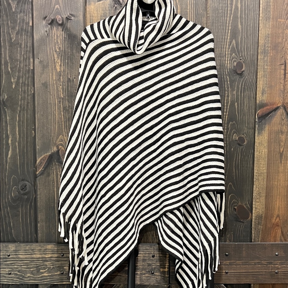 Striped Fringe Boho‎ Poncho Sweater One Size Black White Stretch Neutral City